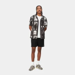 Carhartt WIP Shorts & Swim><noscript><img width=